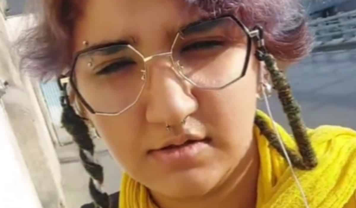 Activist Melika Qaragozlu